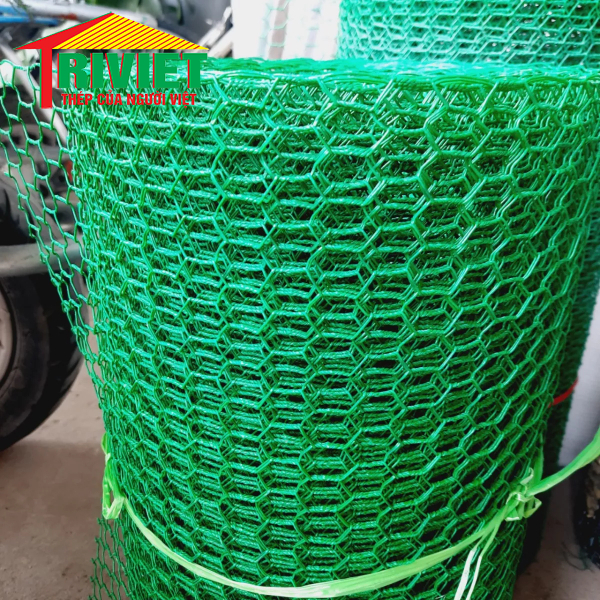 Lưới mắt cáo bọc nhựa có ô lưới dạng mắt cáo