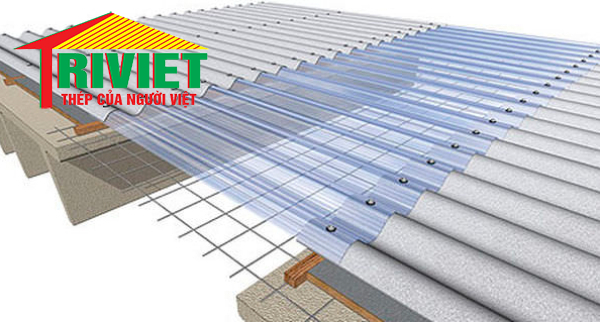 Tôn nhựa lấy sáng cũng được ưa chuộng cho nhiều công trình