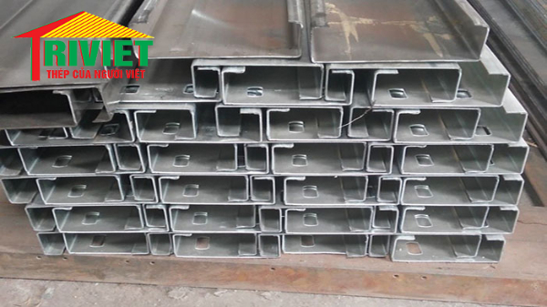 Xà gồ thép X Hòa Phát mạ kẽm có độ bền cao
